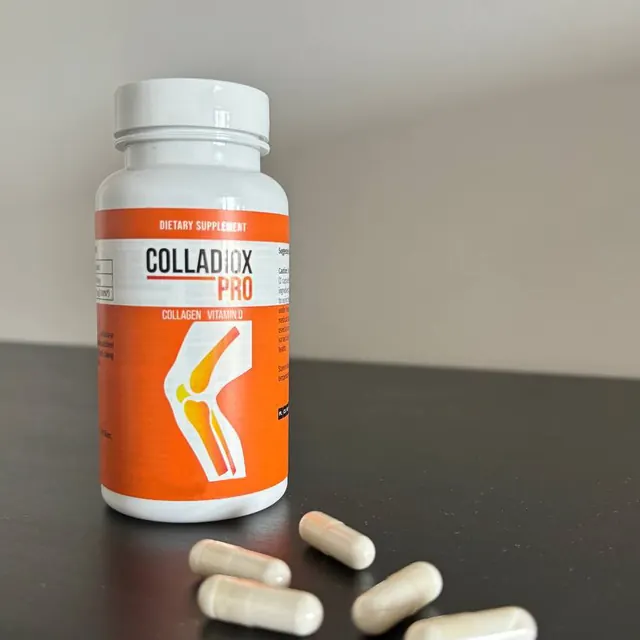 Опаковка Colladiox Pro и капсули на маса